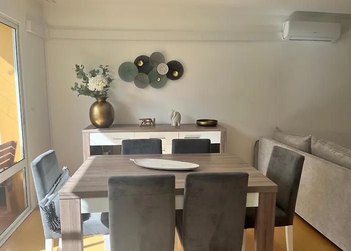 4 Διαμέρισμα *