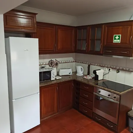Apartment 4 *