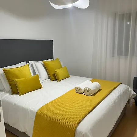 4 Appartement Capelas